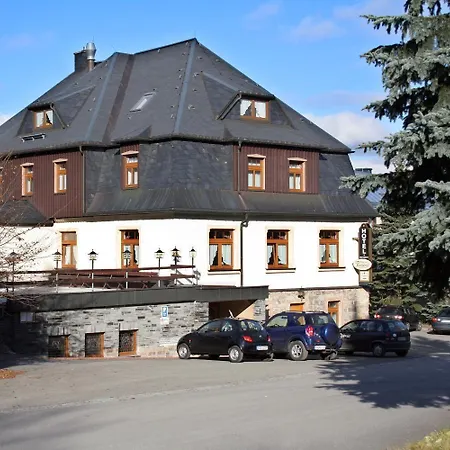 Vierenstrasse 3*