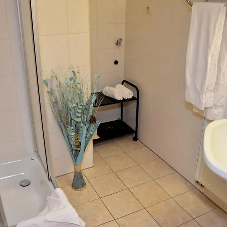 Vierenstraße Hotel 3*