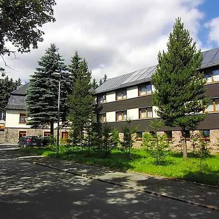 Vierenstrasse 3* Neudorf (Saxony)
