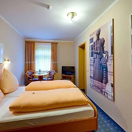 Vierenstrasse 3*