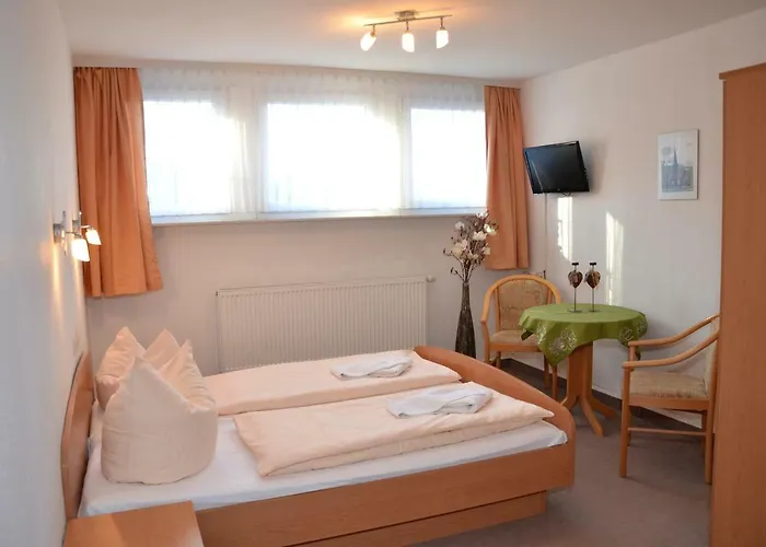 Vierenstrasse 3* Neudorf (Saxony)
